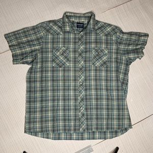 Men’s Wrangler Button Down Short Sleeve